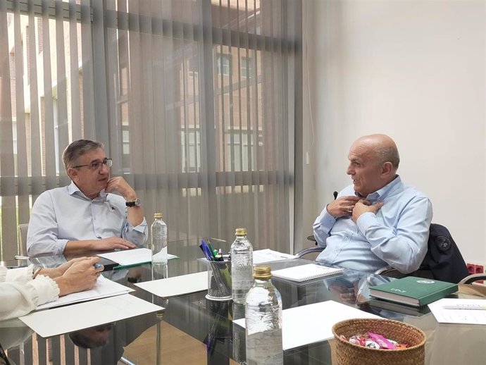CSIF se reúne con el conseller de Educación, José Antonio Rovira