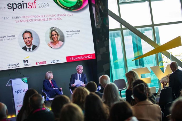 Presentación del estudio La Inversión Sostenible y Responsable en España 2023, elaborado por Spainsif con el patrocinio de DWS.
