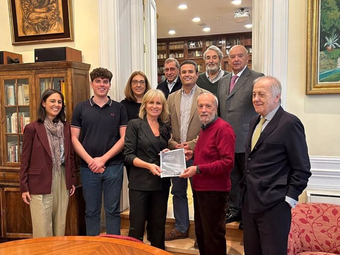 María Rey presenta su candidatura a las elecciones de la Asociación de la Prensa de Madrid