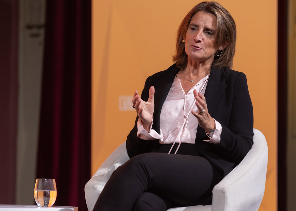 La vicepresidenta tercera del Gobierno y ministra para la Transición Ecológica y el Reto Demográfico en funciones, Teresa Ribera, interviene durante la tercera jornada de la segunda edición de Metafuturo, en el Ateneo de Madrid.