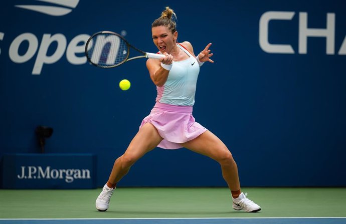 Archivo - La tenista rumana Simona Halep durante el US Open de 2022