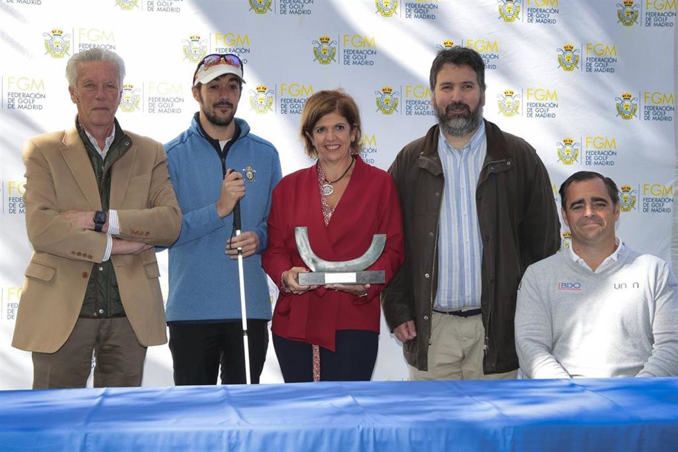 De izda a dcha: Ignacio Guerras, Alejandro de Miguel, Paloma Sánchez, Pablo Cabanillas y Fernando de Vega Seoane
