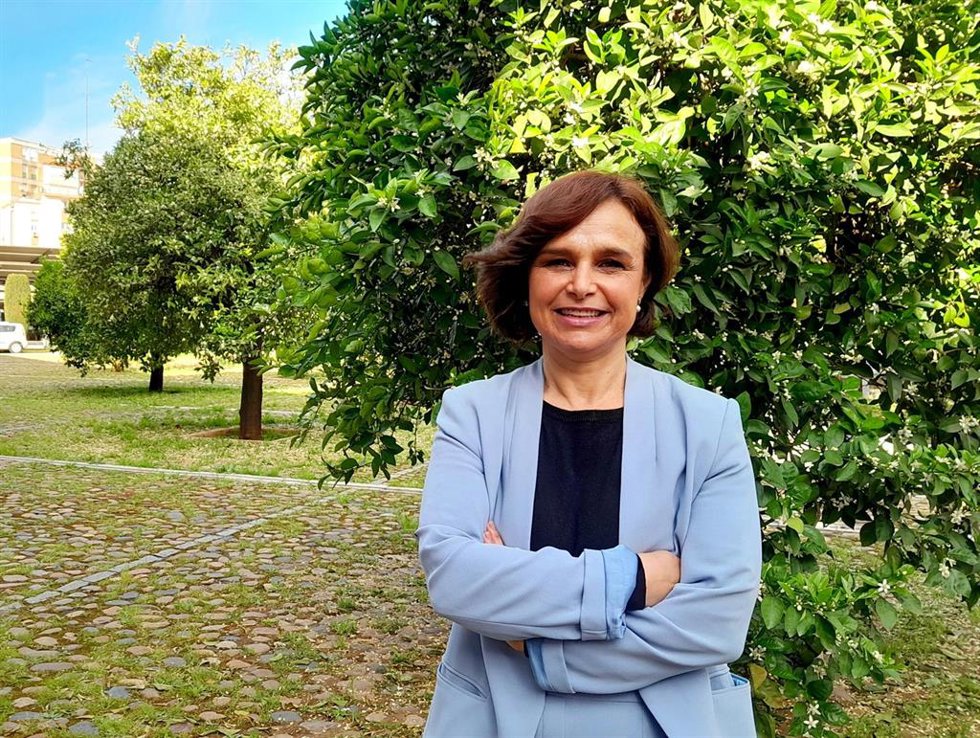 La directora general de Ayudas Directas y Mercados de la Consejería de Agricultura, Pesca, Agua y Desarrollo Rural, Raquel Espín
