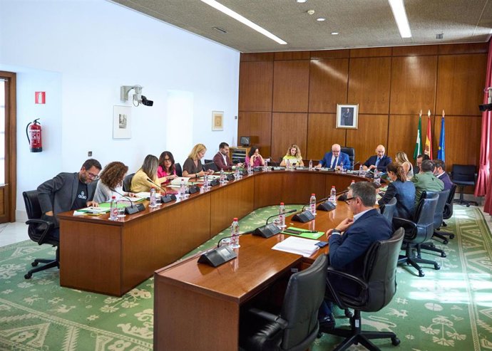 Archivo - Reunión de la Junta de Portavoces del Parlamento andaluz (Fotografía de archivo).