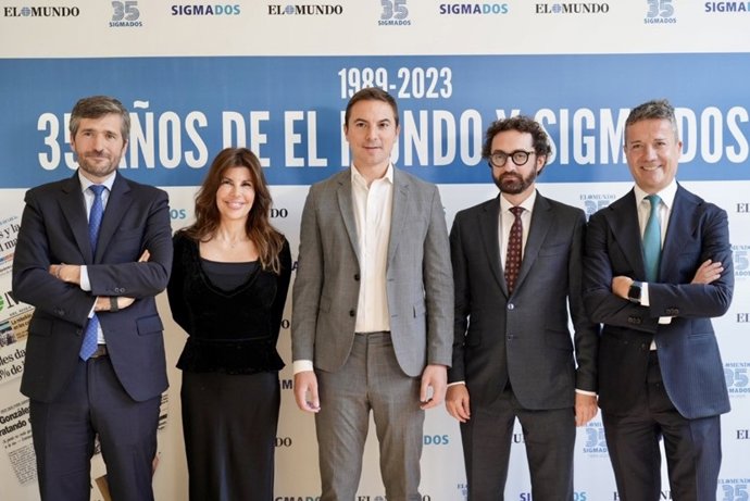 El Director Del Diario 'El Mundo', Joaquín Manso, Y El Presidente De La Empresa De Estudios De Mercado Y Opinión Pública Sigma Dos, Gerardo Iracheta, Defienden El "Necesario Diálogo Entre Demoscopia Y Periodismo".
