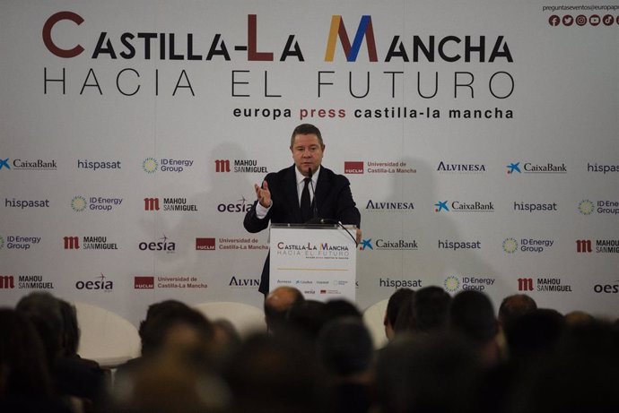 El presidente de C-LM, Emiliano García-Page, durante su conferencia inaugural en las jornadas 'Castilla-La Mancha hacia el futuro' organizadas por Europa Press.