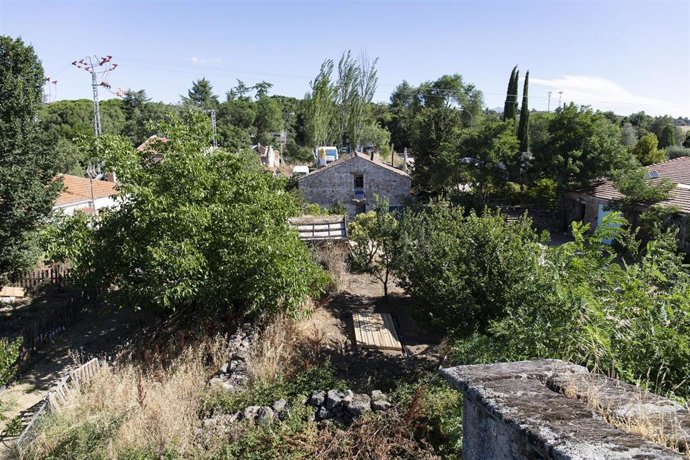 Archivo - La comunidad de Navalquejigo, a 12 de julio de 2021, en El Escorial, Madrid (España).