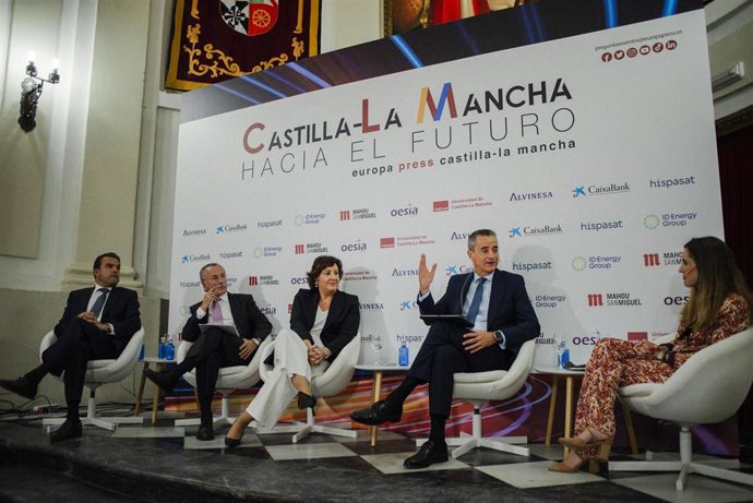 Panel 'Transición ecológica y crecimiento sostenible' dentro de las jornadas 'Castilla-La Mancha hacia el futuro' organizadas por Europa Press en Toledo