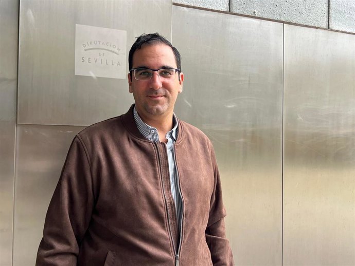 Martín Torres, portavoz del PP en la Diputación de Sevilla.