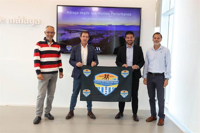 La Diputación de Málaga impulsa el proyecto senderista 'Málaga desde sus montes periurbanos', una iniciativa del Club Deportivo Playas de Torre del Mar, en colaboración de la Federación Andaluza de Deportes de Montaña, Escalada y Senderismo.