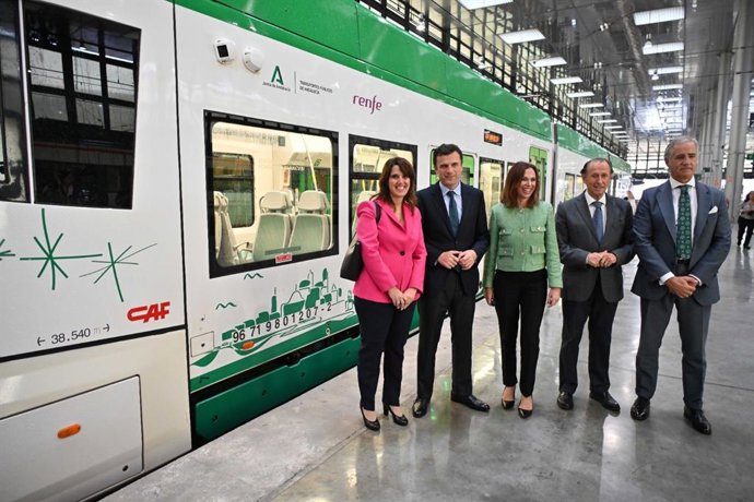 La consejera Fomento, Articulación del Territorio y Vivienda, Rocío Díaz, en el acto celebrado en Cádiz con motivo del primer aniversario de la puesta en servicio del Trambahía.