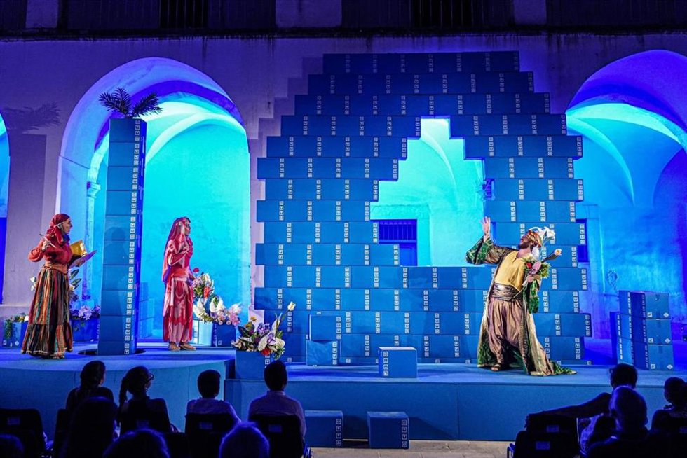 Parte de la oferta cultural este semana en Sevilla