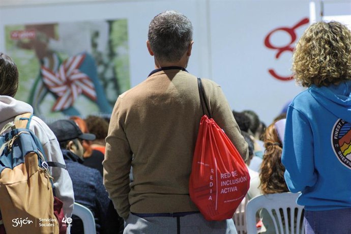 Conteo nocturno de personas sin hogar, llevado a cabo por la Red de Incusiva Activa de Gijón