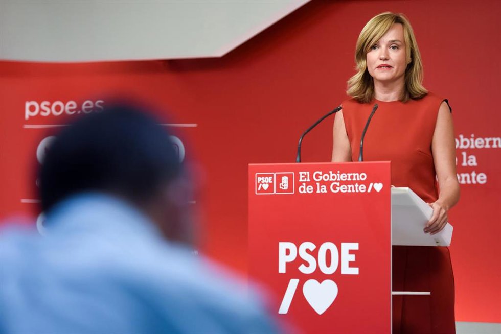 Archivo - La ministra de Educación y Formación Profesional y portavoz del partido socialista (PSOE), Pilar Alegría, comparece en rueda de prensa en la sede de su partido, a 19 de septiembre de 2022, en Madrid, (España). 