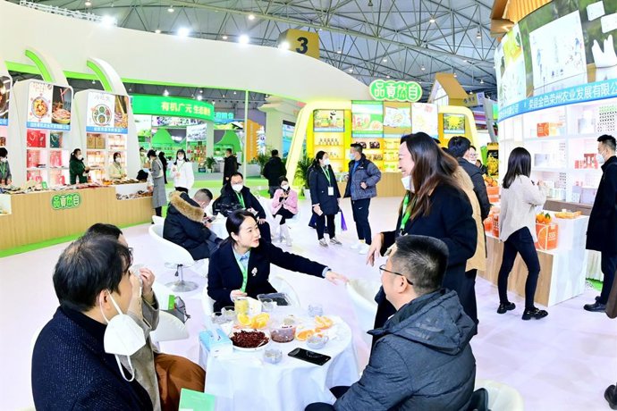 On October 27-30, 2023, the 9th AGRO-Chengdu will be held along with the 9th Sichuan Agricultural Expo in Chengdu, Sichuan, China. Within 140,000-sqm exhibition space, more than 2,000 exhibitors along the whole industrial chain will exhibit their produc