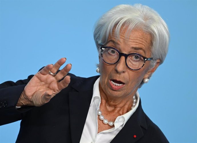 Archivo - 27 October 2022, Hesse, Frankfurt: President of the European Central Bank (ECB) Christine Lagarde gives a press conference at ECB headquarters. The European Central Bank (ECB) lifted its benchmark interest rate by 75 basis points on Thursday i