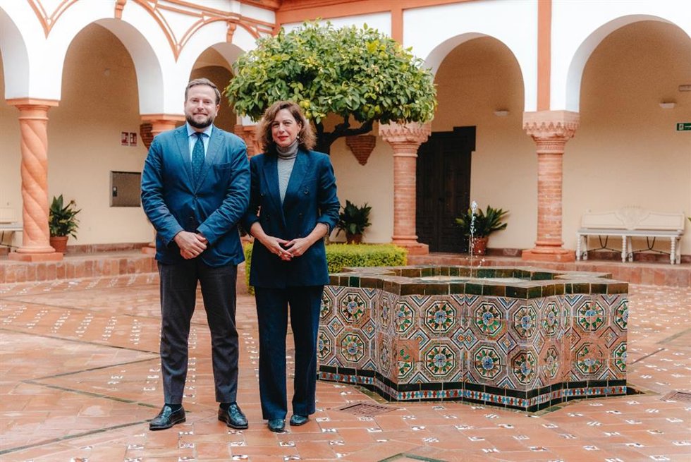 Agustín López y Matilde Esteo, en el Convento de Santa Clara.