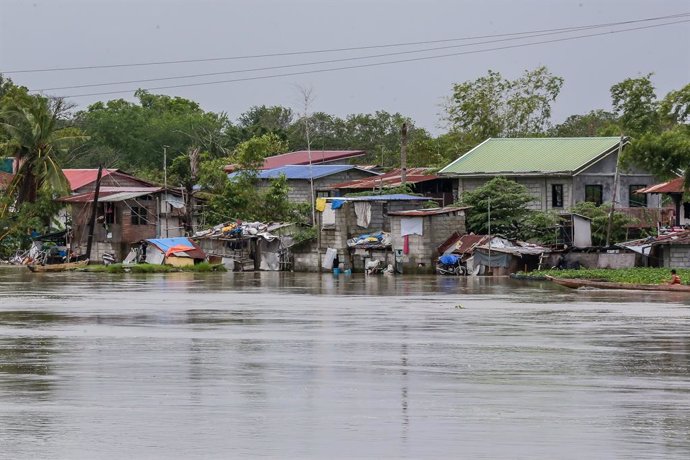 Archivo - Imagen de archivo de una localidad de Filipinas afectada por la lluvia y los deslizamientos de tierra