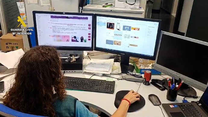 22 Detenidos En Barcelona, Valencia Y Alicante Por Extorsionar A Clientes De Páginas De Servicios Sexuales