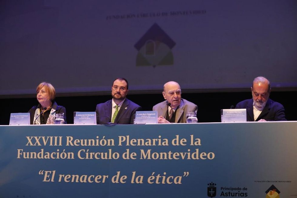 XXVIII Reunión Plenaria de la Fundación Círculo de Montevideo celebrada en el Centro Niemeyer, en Avilés.