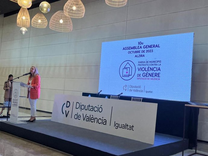 Valncia se adhiere a la Red de municipios protegidos contra la violencia de género