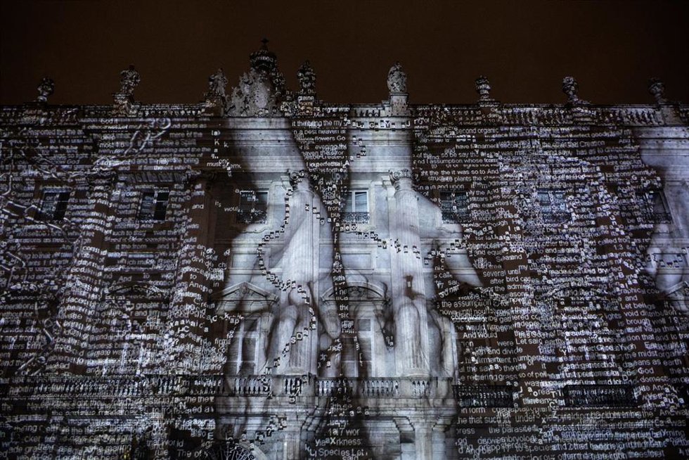 Archivo - El Palacio Real durante el Festival Internacional de la Luz, LuzMadrid