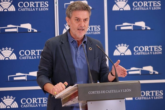 Archivo - El procurador socialista José Luis Vázquez en una imagen de archivo.