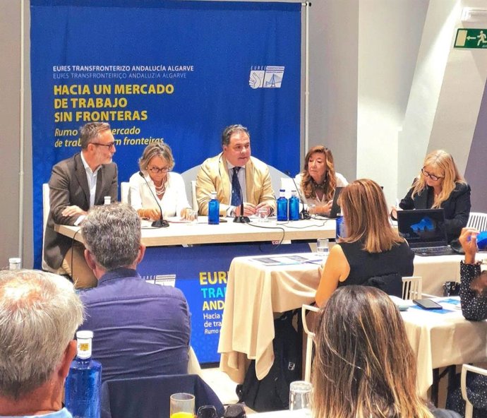 Presentación en Islantilla del proyecto Eures-T Andalucía-Algarve.