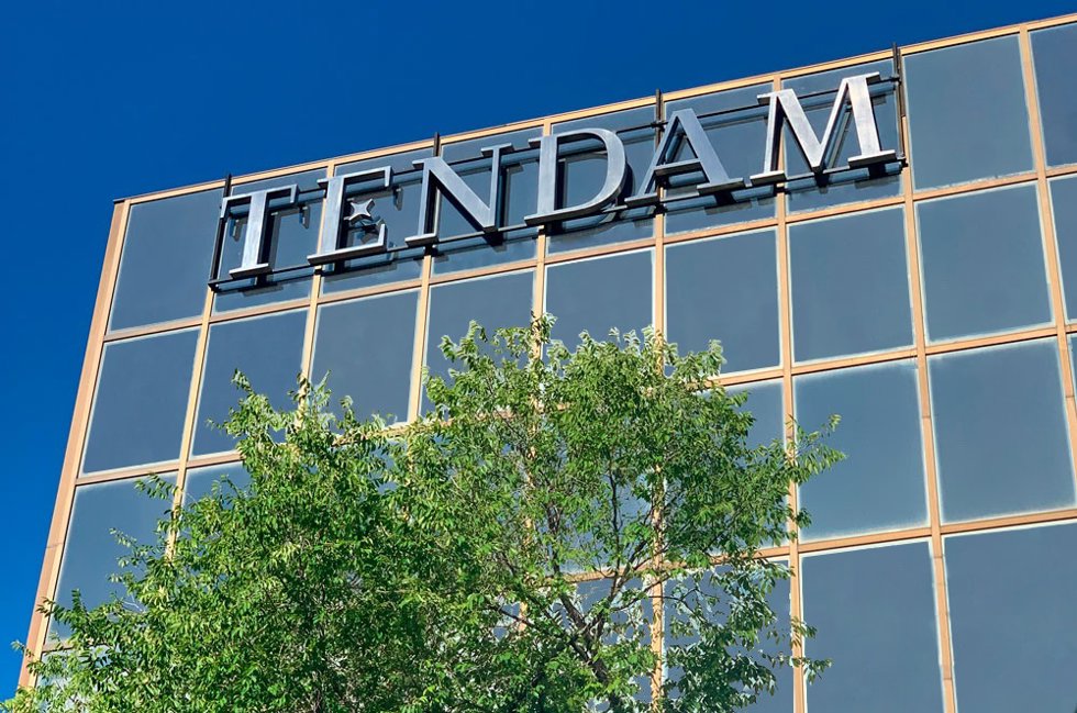 Fachada de la sede de Tendam
