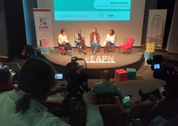 Intervención de la consejera de Derechos Sociales y Bienestar del Principado, Melania Álvarez, en el simposio Rentas mínimas, desigualdad socioeconómica y justicia fiscal: riesgos y oportunidades, en Gijón.