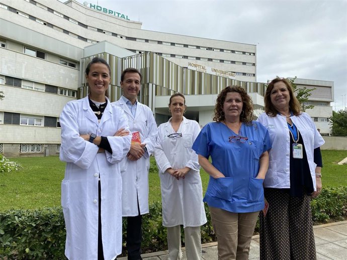 Miembros de la Unidad de Enfermedad Inflamatoria Intestinal del Servicio de Aparato Digestivo del Hospital Virgen Macarena de Sevilla.