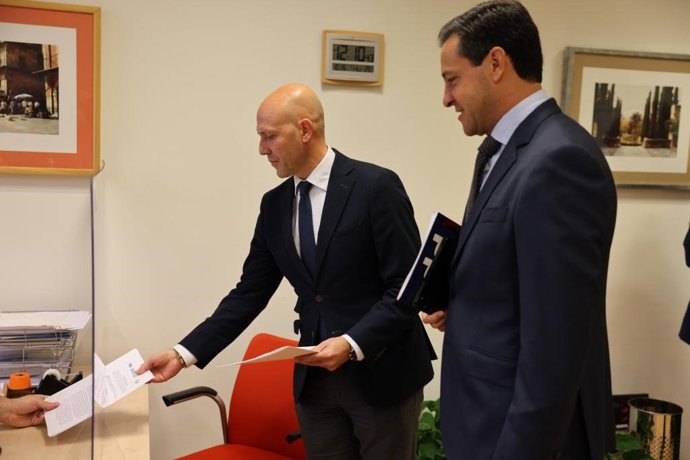 Carlos Menéndez y Raúl de la Hoz registran la Proposición de Ley para modificar la norma de creación del Ecyl