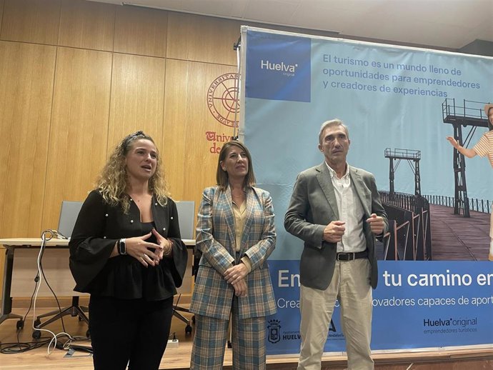 Imagen de las jornadas informativas para promover el emprendimiento en el sector turístico en Huelva.