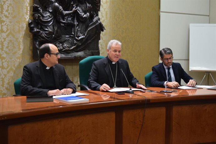 Iceta durante la rueda de prensa sobre cumplimiento normativo legal.