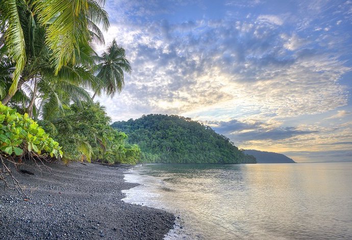 Archivo - Una playa de Costa Rica