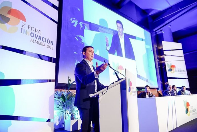 Javier Aureliano García en el II Foro de Innovación de Almería