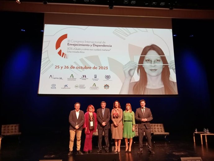 Foto del III Congreso Intersectorial de Envejecimiento y Dependencia celebrado en Málaga.