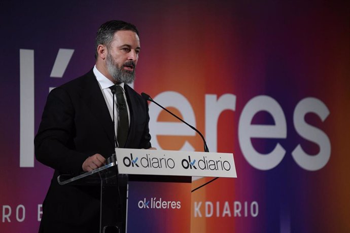 El líder de Vox, Santiago Abascal interviene en el foro económico 'Ok líderes', en el Hotel The Westin Palace, a 27 de octubre de 2023, en Madrid (España). 