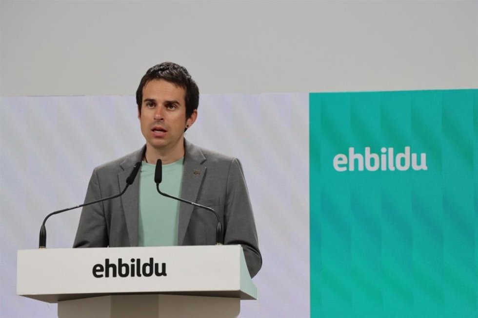 Archivo - El director de programa de EH Bildu, Pello Otxandiano