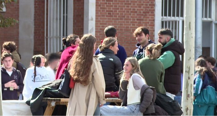 Jóvenes en la Universidad