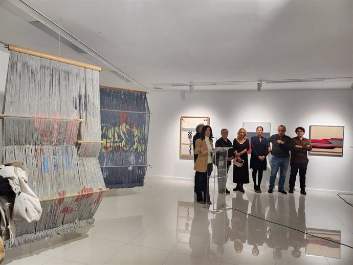 Inauguración de la muestra 'Territorios de lana' en la sala de arte El Brocense