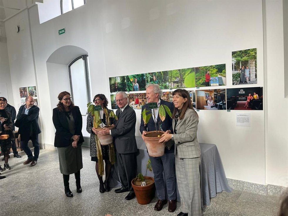 Ecuador dona a España plantas de cacao 'fino de aroma'
