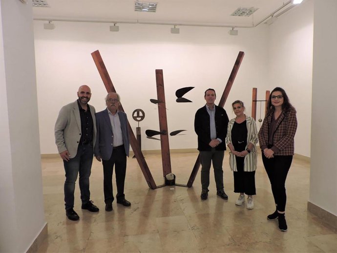 El artista gerenero Antonio Polo expone 'Menos es más' en la Casa de la Provincia.