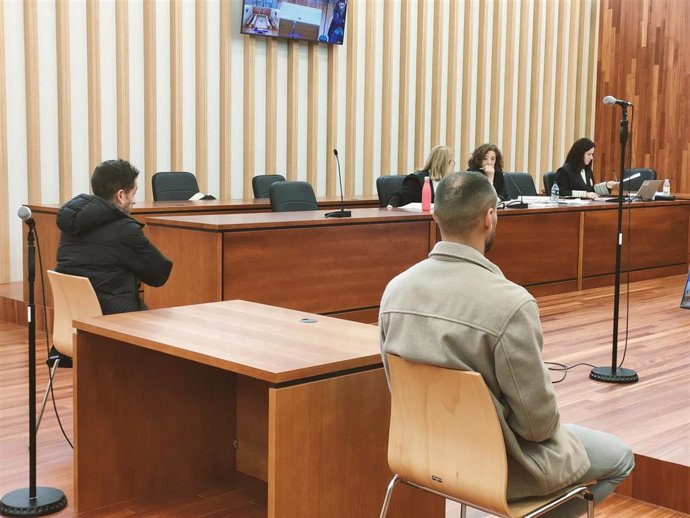 Segunda sesión del juicio contra los dos acusados de haber dado una paliza a dos jóvenes de Vigo, en la madrugada del 30 de enero de 2022, en la calle Hernán Cortés de Vigo.