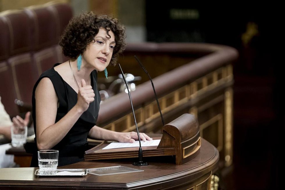 Archivo - La diputada de Sumar y dirigente de En Comú Podem, Aina Vidal, interviene durante la primera sesión del debate de investidura del líder del PP, en el Congreso de los Diputados, a 26 de septiembre de 2023, en Madrid (España). El presidente del