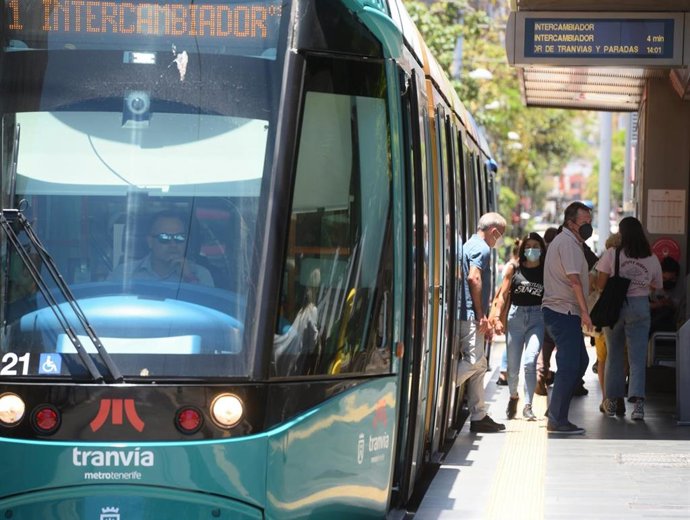 Archivo - Tranvía de Tenerife