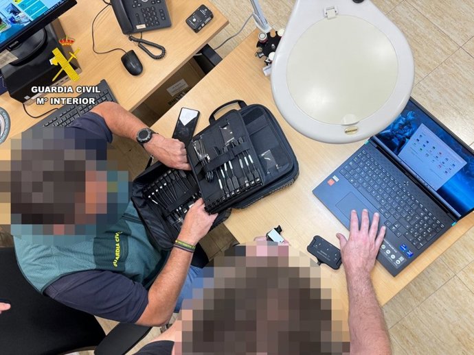 Detenidos en Torrevieja y Alicante dos 'hackers' por secuestrar datos y extorsionar a 168 empresas a nivel internacional