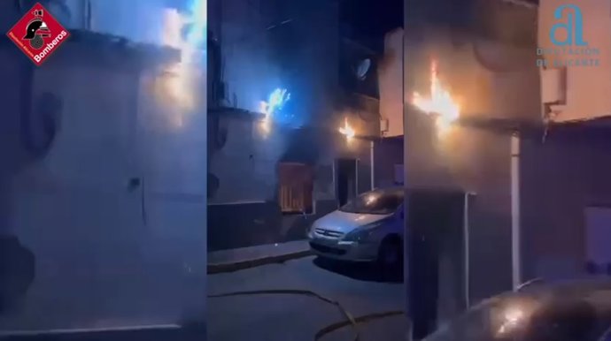 Incendio en una vivienda de Callosa de Segura (Alicante)