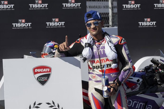 MARTIN Jorge (spa), Pramac Racing, Ducati Desmosedici GP23, portrait celebrates his victorySprint race during the 2023 MotoGP Pertamina Grand Prix of Indonesia on Pertamina Mandalika International Circuit from October 13 to 15, inLombok, Indonesia - Pho