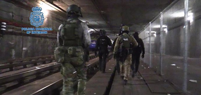 El GEO de la Policía Nacional, junto a otros 12 países, realiza un simulacro de incidente crítico en el Metro de Madrid